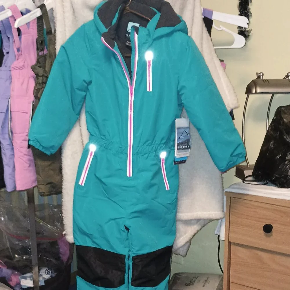 NEW Iceburg Girls Insulated One-Piece Snow Suit with Hood Turquoise